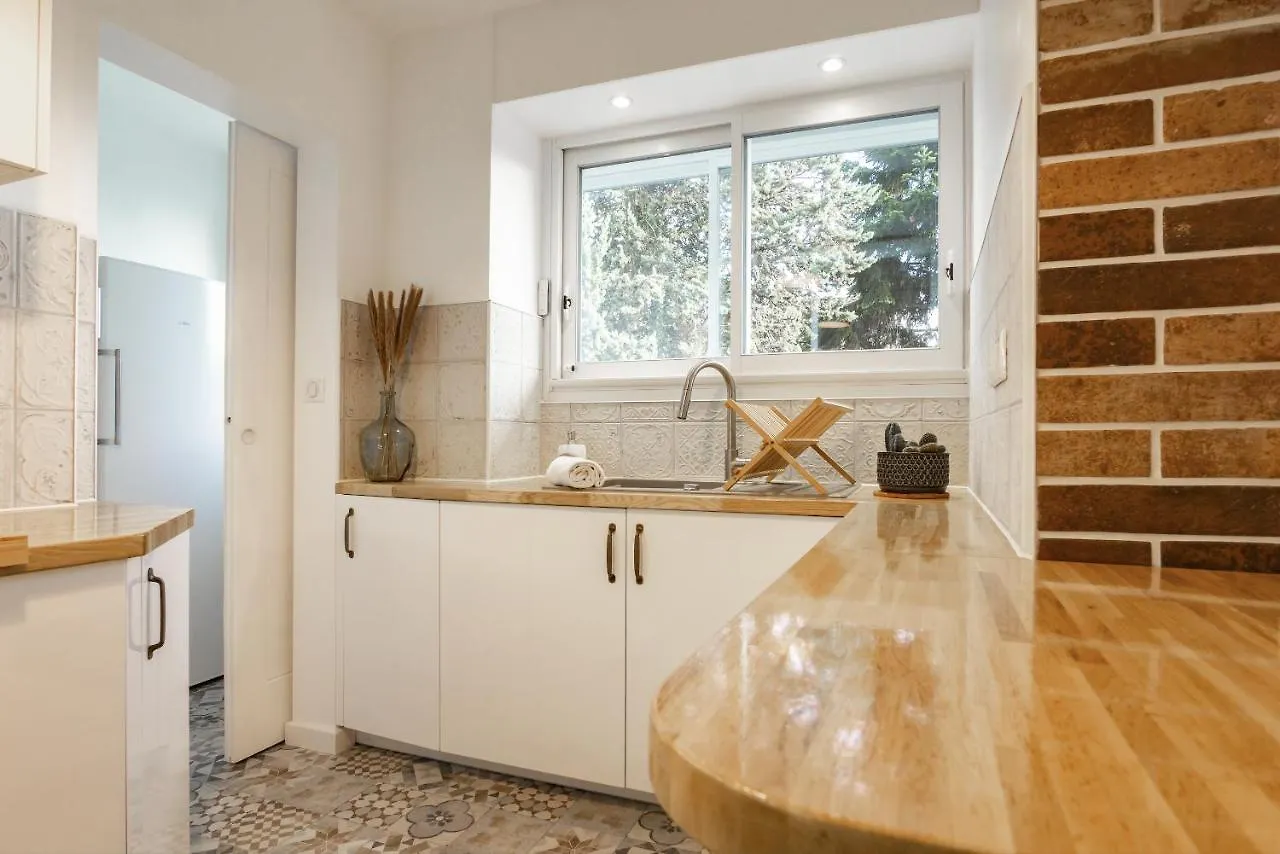 Apartment Gambetta Chaleureux T3 Avec Place De Parking Privee Annecy France