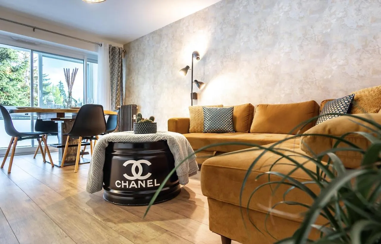 Gambetta Chaleureux T3 Avec Place De Parking Privee Annecy Apartment